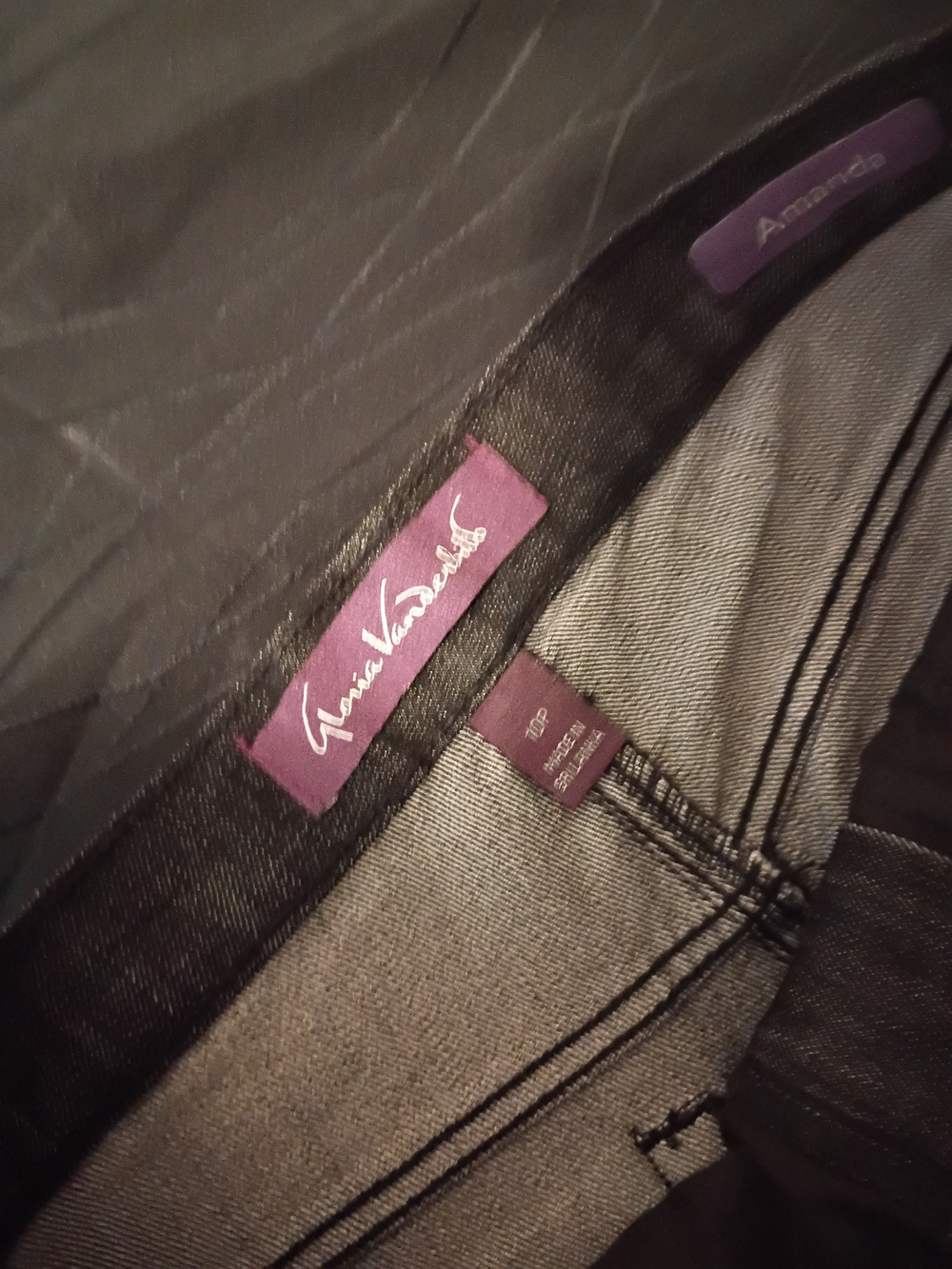 Gloria Vanderbilt Black Women's Jeans with Purple Label - Picture 3 of 7